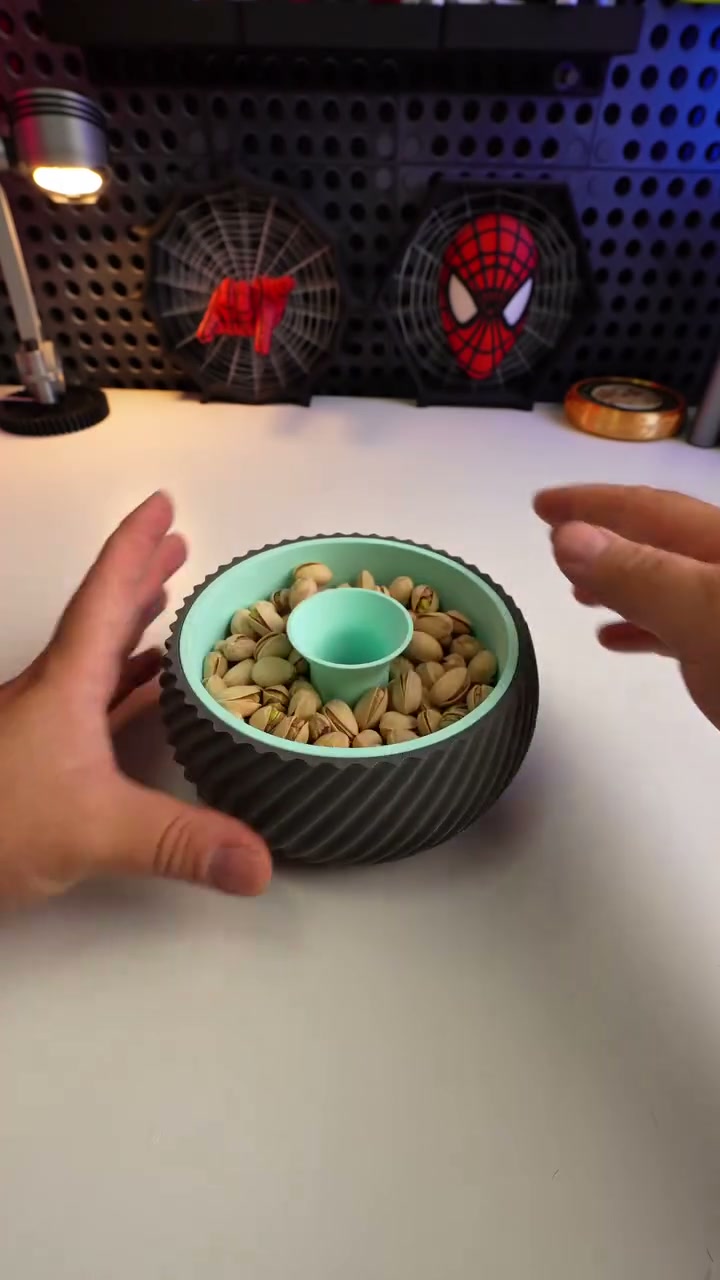 Pistachio bowl