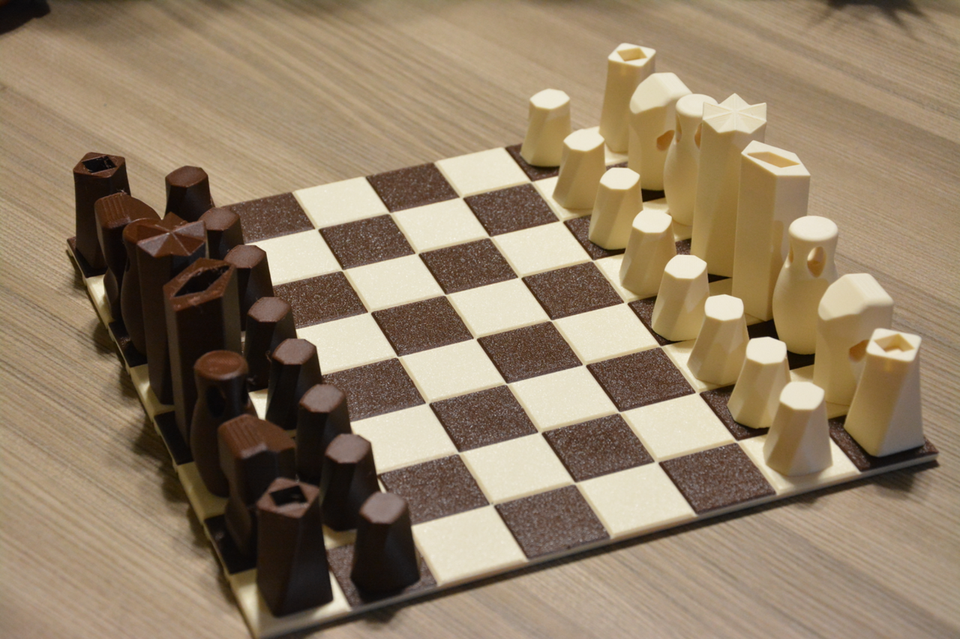 Foldable travel chess